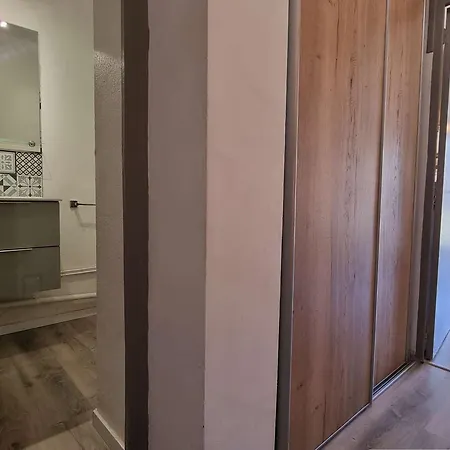Apartment Renove 4 Pers. Avec Wifi, Proche Pistes Et Commerces - Superdevoluy - Fr-1-525-276 *